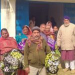 In an initiative to provide relief from the cold headman Abu Nasr Siddiqui distributed blankets to 140 needy people in Rambandh Panchayat