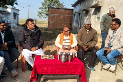 MP Manish Jaiswal reached the condolence meetings in Chauparan area and paid tribute to the departed souls