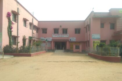 Preparations for the health fair began in Narayanpur