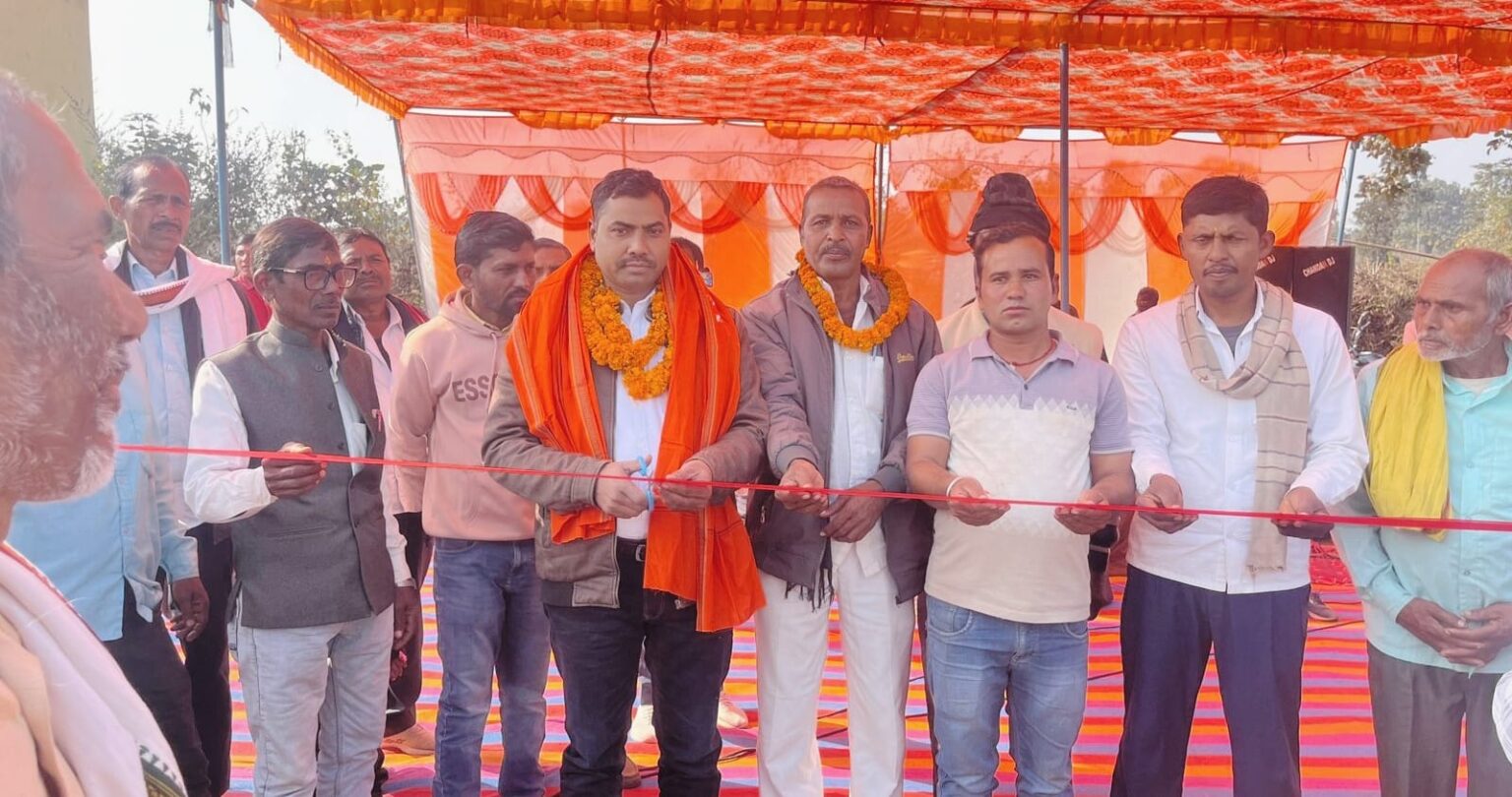 Special worship was held on Makar Sankranti at Jharaneshwar Shiv Temple Gharatiya and a grand fair was organised