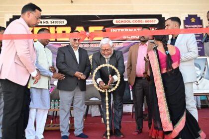 The amazing work of little scientists at Shridas the audience was stunned to see more than 500 models