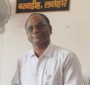 This year there was no arrangement for lighting at various intersections government vehicles travel 130 kilometers per day