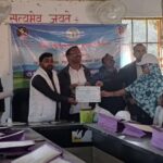 Two day farmer training concludes in Basaria Chief Manoj Rajak participates