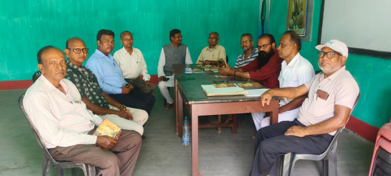 माताजी आश्रम हाता में झारखण्ड साहित्य संस्कृति परिषद की बैठक सम्पन्न 1 IMG 20260517 WA0109
